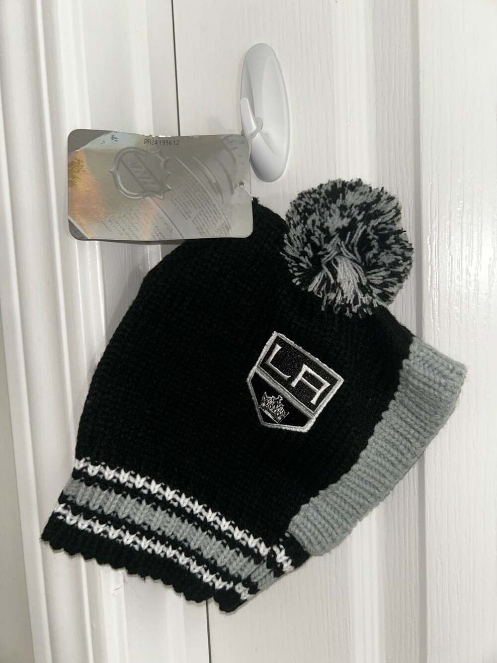 Los Angeles Kings NHL Pom Beanie Hat Black Grey